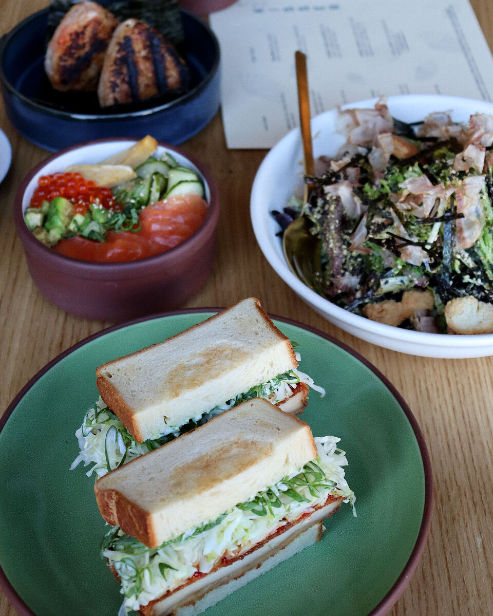 Table Spread